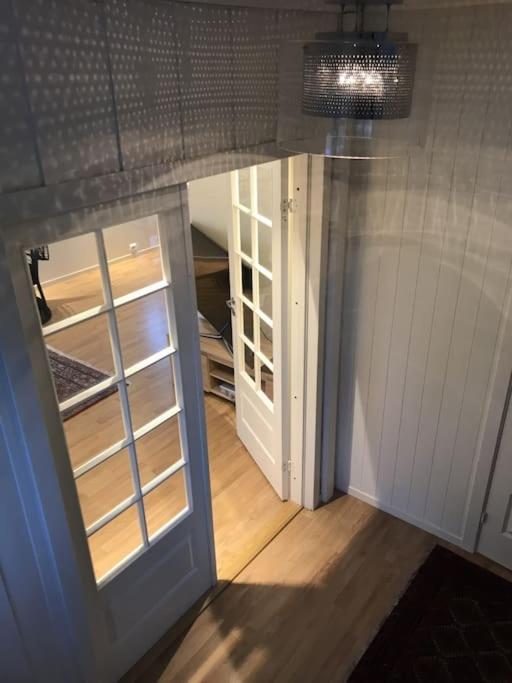 Stort Hus I Porsgrunn Sentrum Med Gangavstand Til "Alt" & Gratis Parkering Til Flere Biler Esterno foto